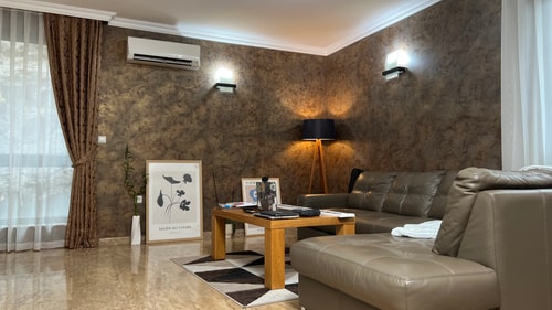 Chic Luxury Escape Close to Kapana Area 15 Flat Manager Booking