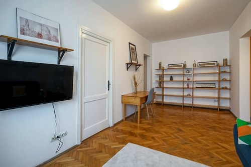 Chic Ultracentral 1 Bedroom Apartment 9 Flataway