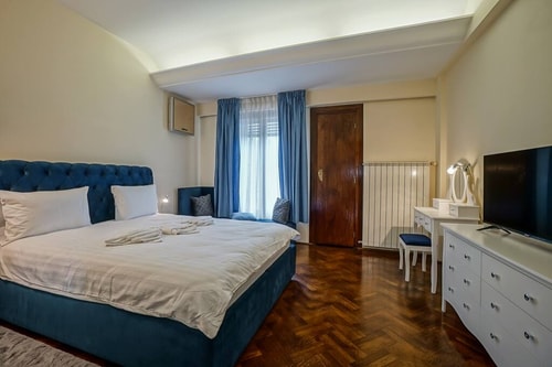 Lovely - 3 BDR Serviced Apartment in the Old Town 9 Flataway
