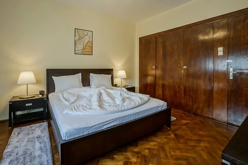 Lovely - 3 BDR Serviced Apartment in the Old Town 17 Flataway