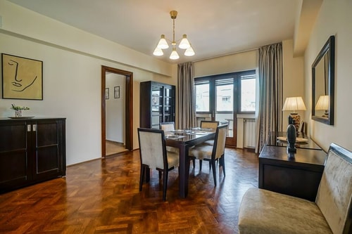 Lovely - 3 BDR Serviced Apartment in the Old Town 21 Flataway