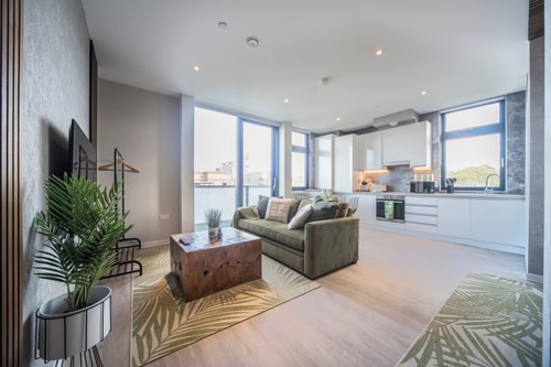 Palm Tree House - The Forest