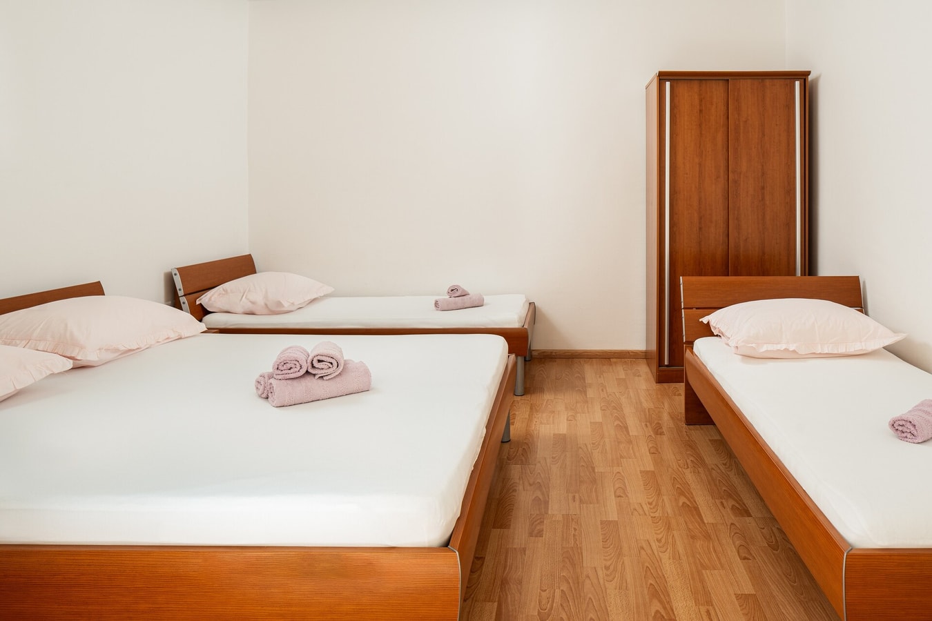 Apartment 3 gallery image 2