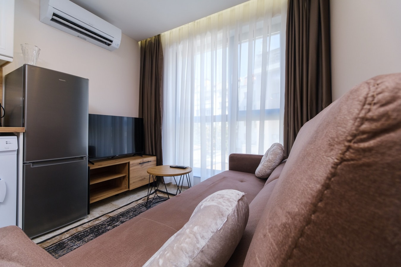 LDV 13 Residence 205 Free private parking 8 MT Homes Property Management