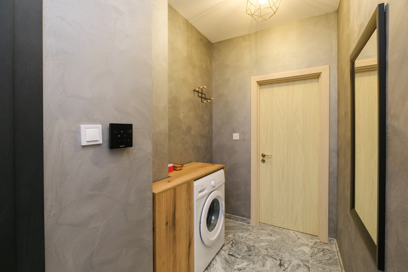 Apartments by the river 09 Free private parking 20 Апартаменти край реката