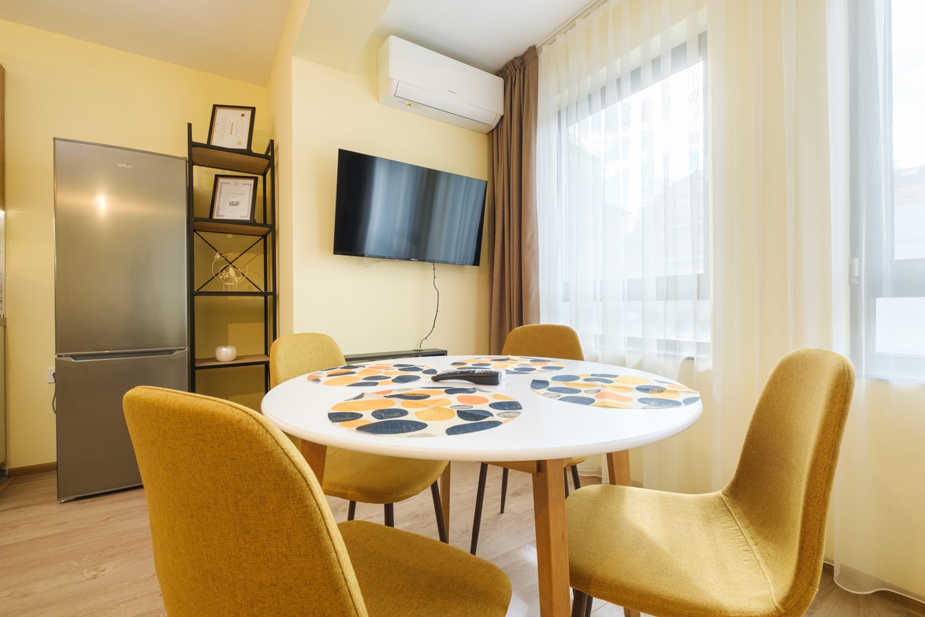 Apartments by the river 01 Free private parking 3 Апартаменти край реката