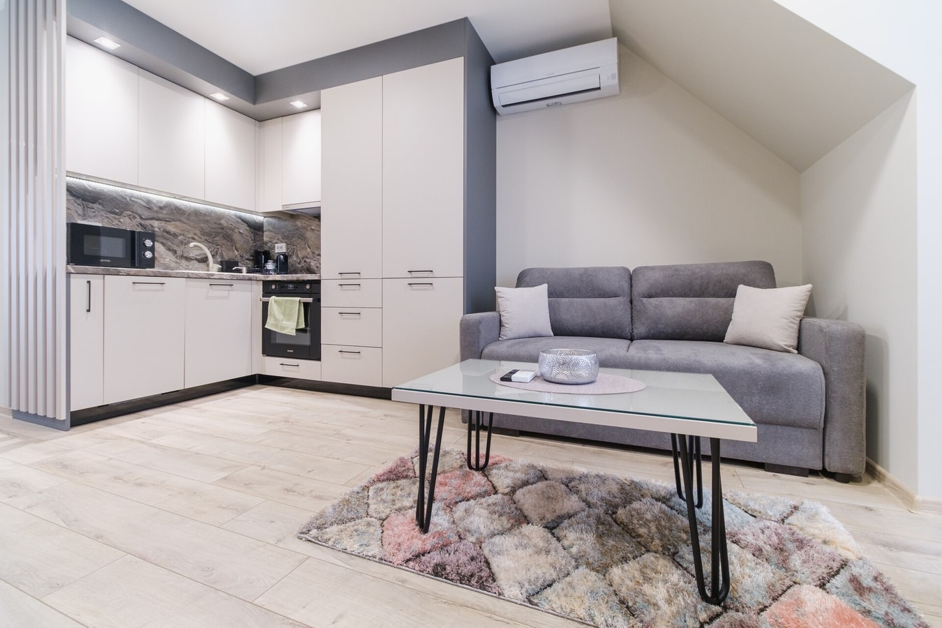 LDV 13 Residence 614 Free private parking 14 MT Homes Property Management