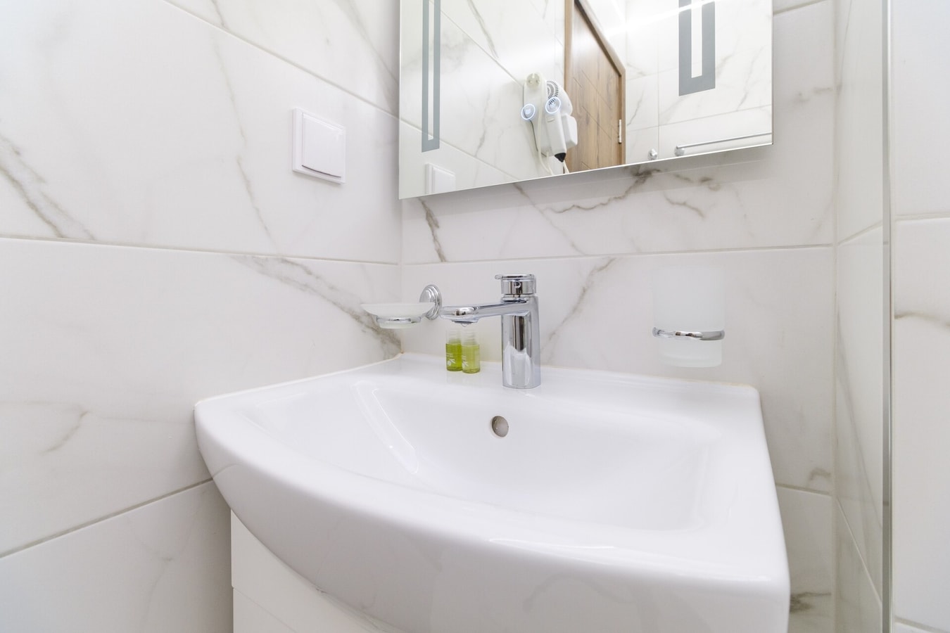 LDV 13 Residence 204 Free private parking 26 MT Homes Property Management