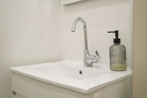Modern 1-bed Apartment 32 MT Homes Property Management