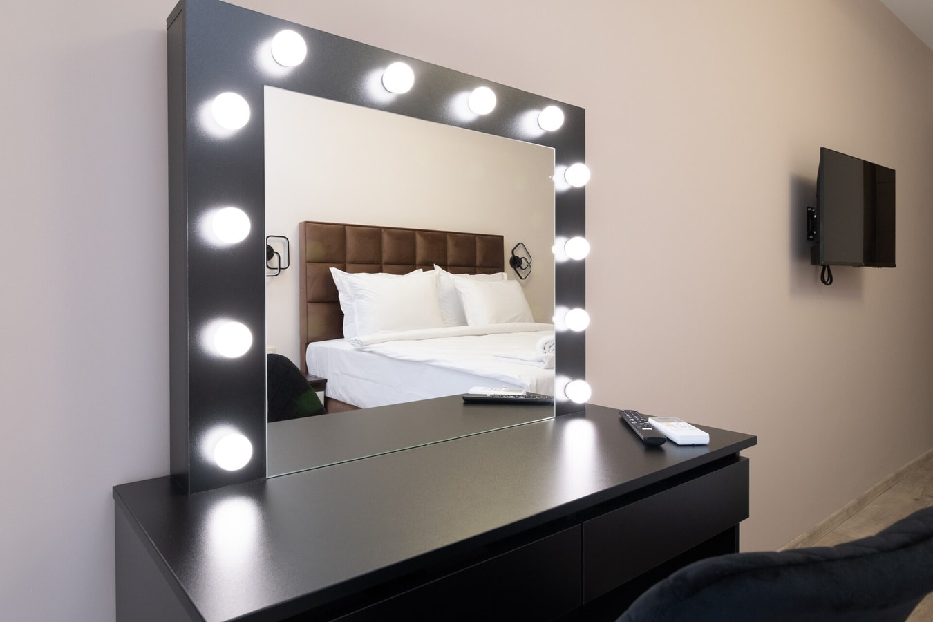 LDV 13 Residence 204 Free private parking 19 MT Homes Property Management