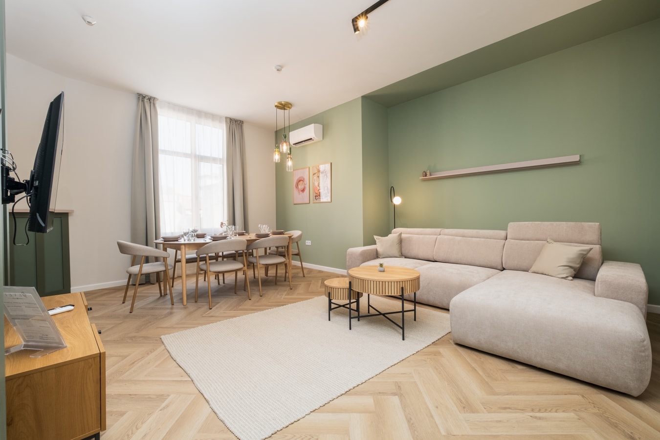 DEVET Boutique Apartments 2-Bedroom Apt.6 2 MT Homes Property Management