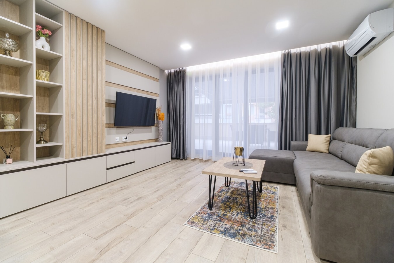 LDV 13 Residence 101 Free private parking MT Homes Property Management