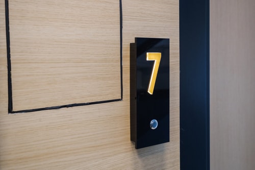 Стилен и модерен апартамент с 2 спални 41 MT Homes Property Management