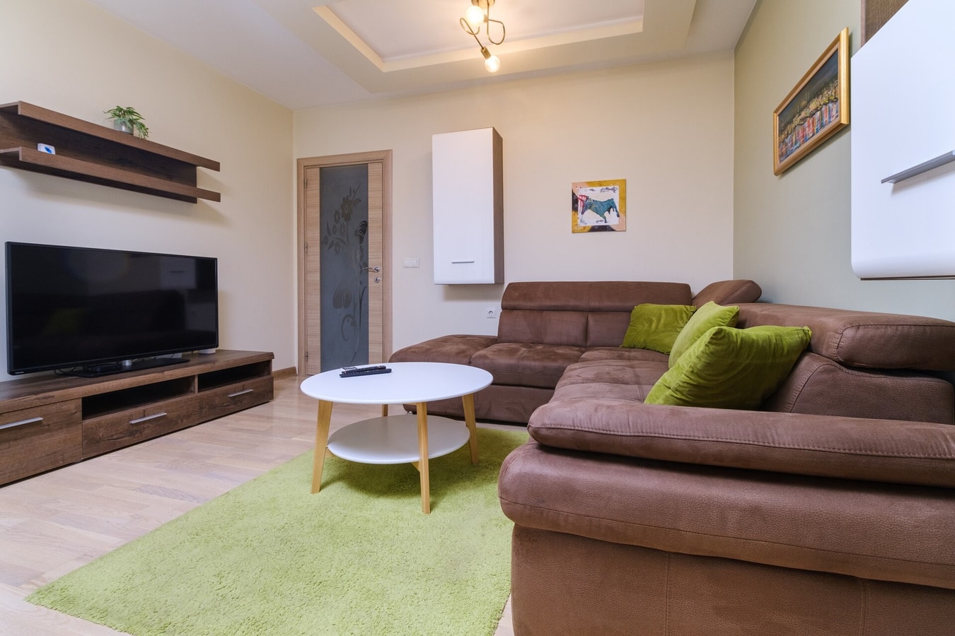 Riverside 2-Bedroom Apartment 8 MT Homes Property Management