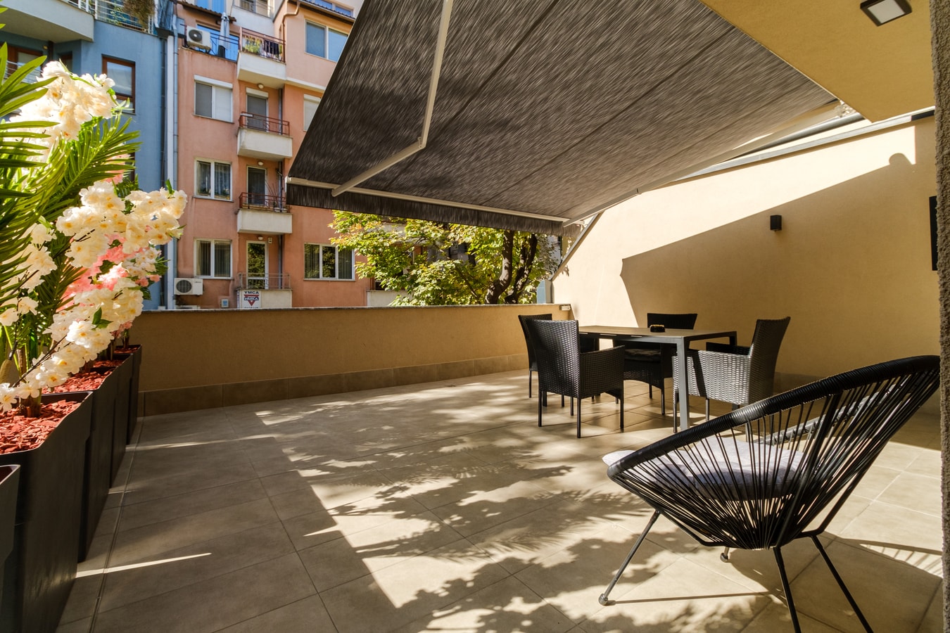 LDV 13 Residence 101 Free private parking 30 MT Homes Property Management