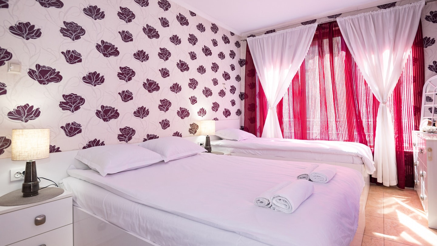 1-bed Apt in the heart of the city Free Parking 28 MT Homes Property Management