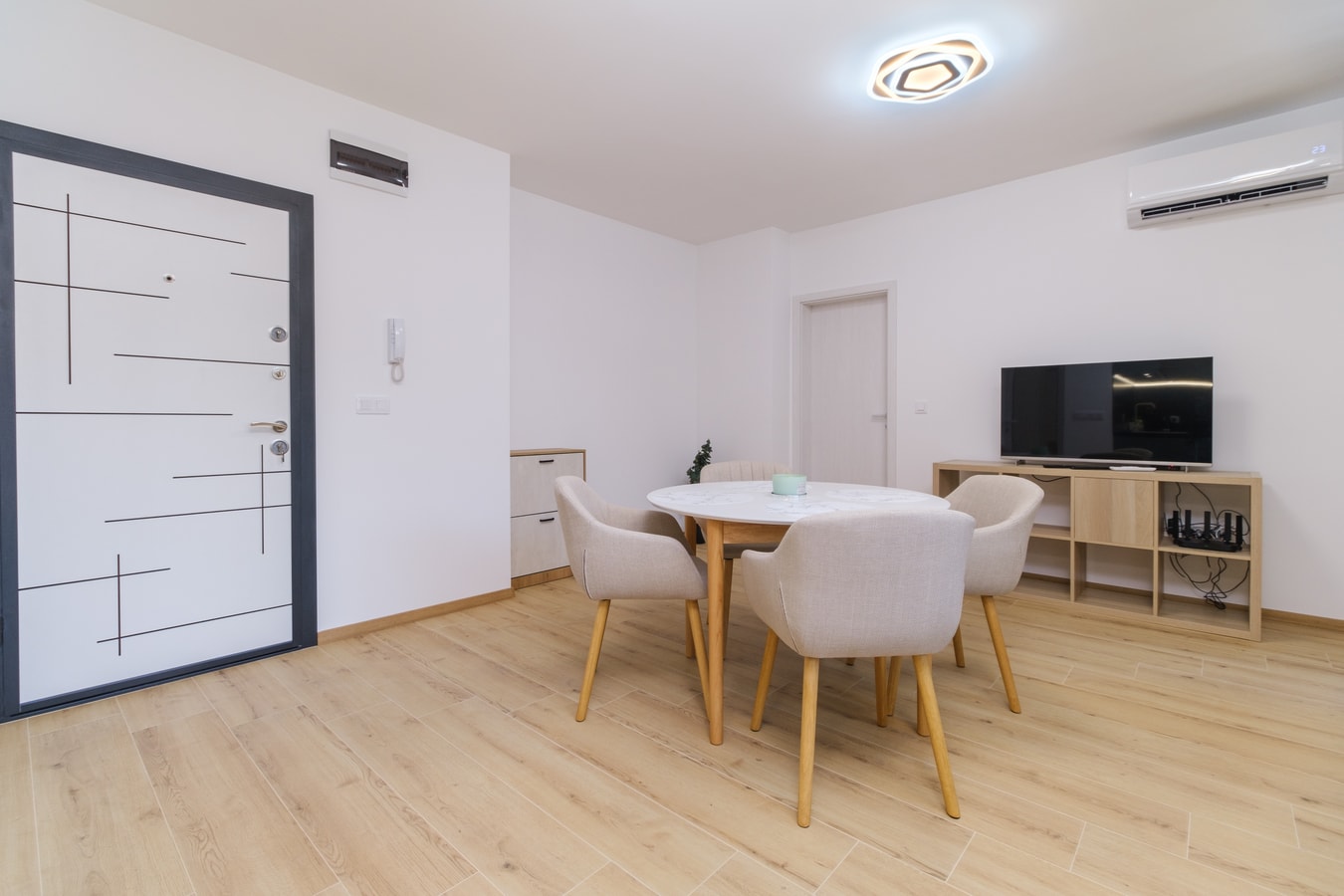 Modern 1-bed with Free Parking 26 MT Homes Property Management
