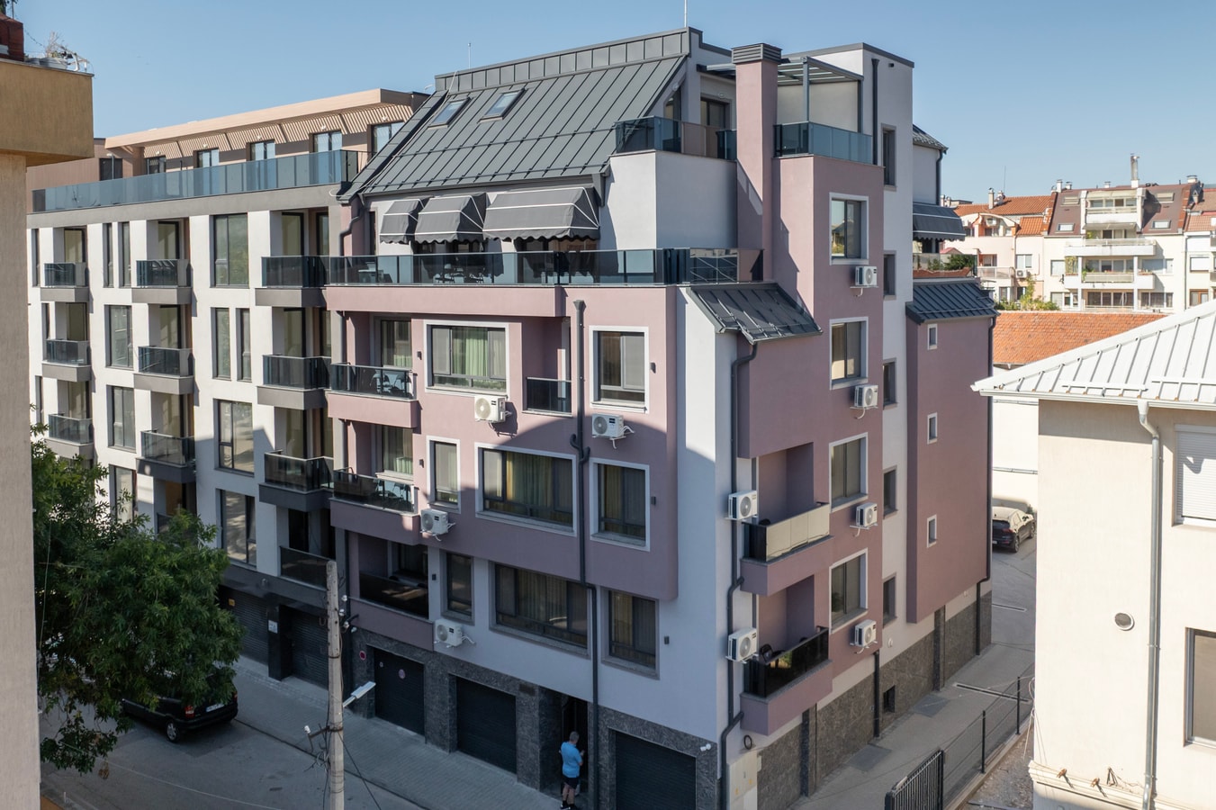 Apartments by the river 05 Free private parking 1 Апартаменти край реката