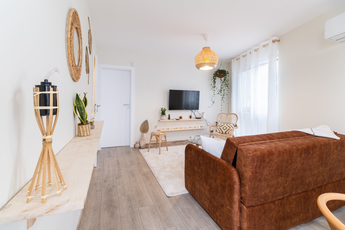Stylish One-Bedroom Apartment 11 MT Homes Property Management