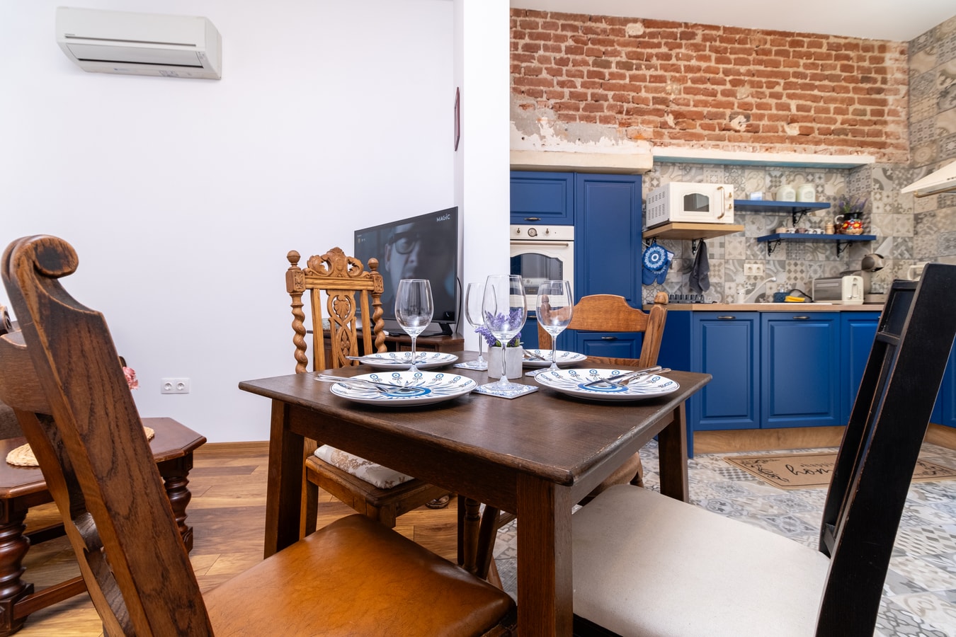City Center Retro Chic Kapana 2-Bed Apartment MT Homes Property Management