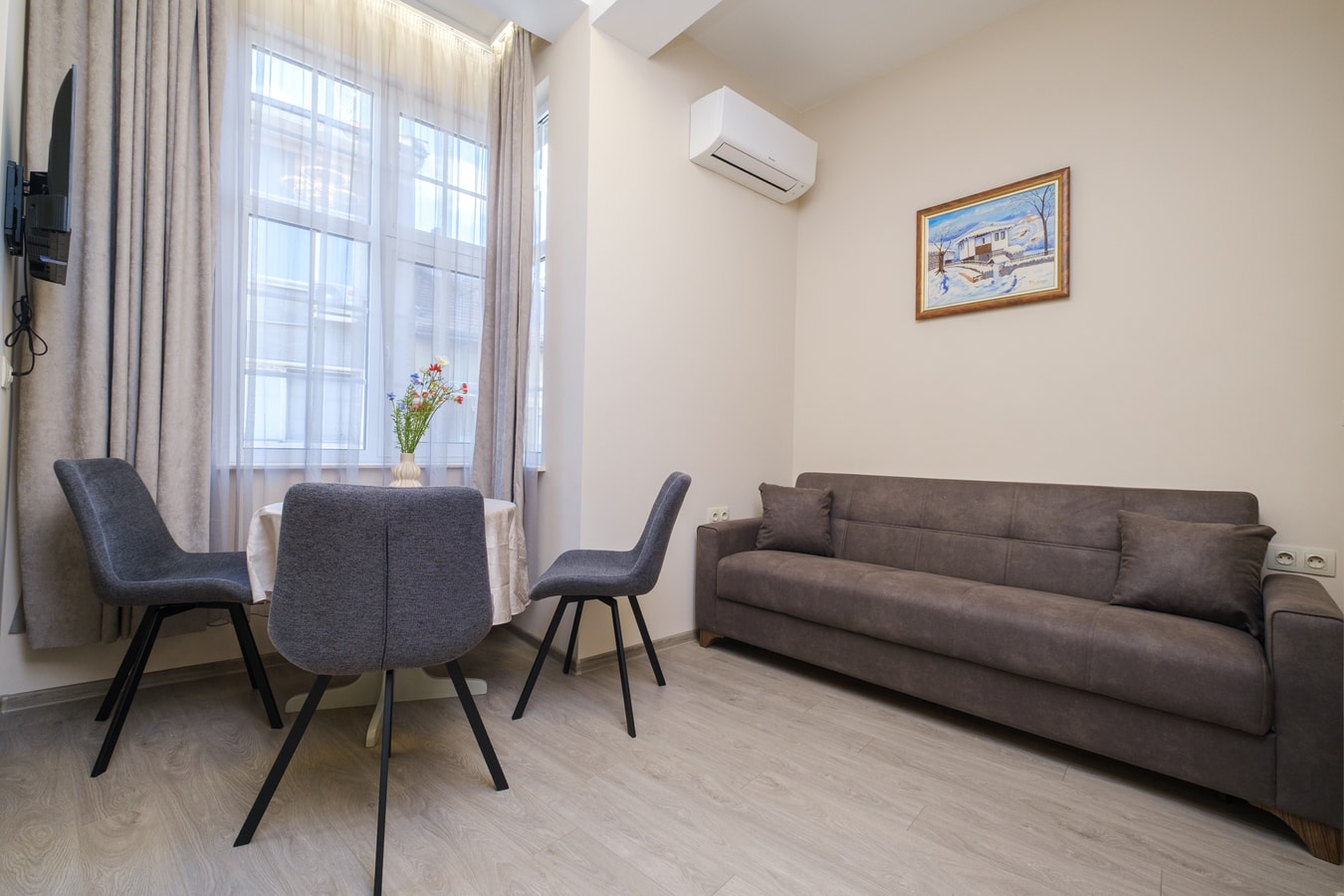 Cozy Corner-Heart of Plovdiv 1BR 10 MT Homes Property Management