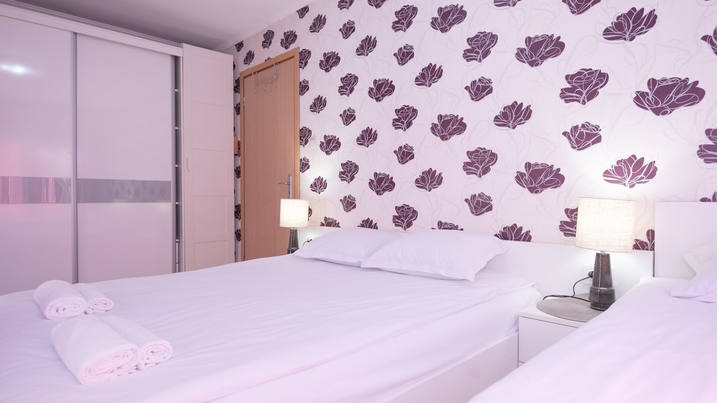 1-bed Apt in the heart of the city Free Parking 21 MT Homes Property Management