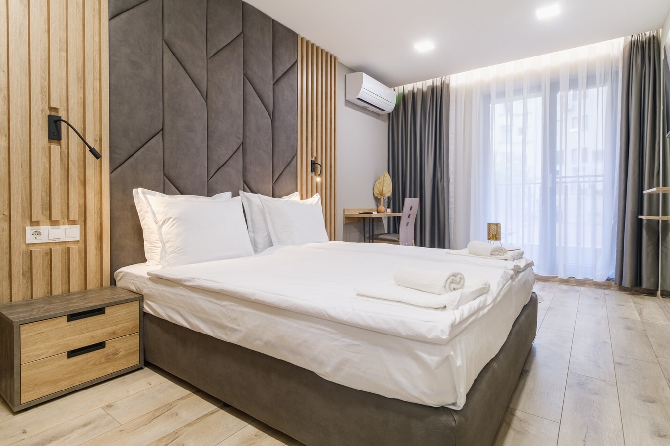 LDV 13 Residence 101 Free private parking 14 MT Homes Property Management