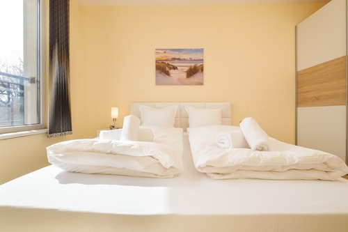 Modern 1-bed Apartment 18 MT Homes Property Management
