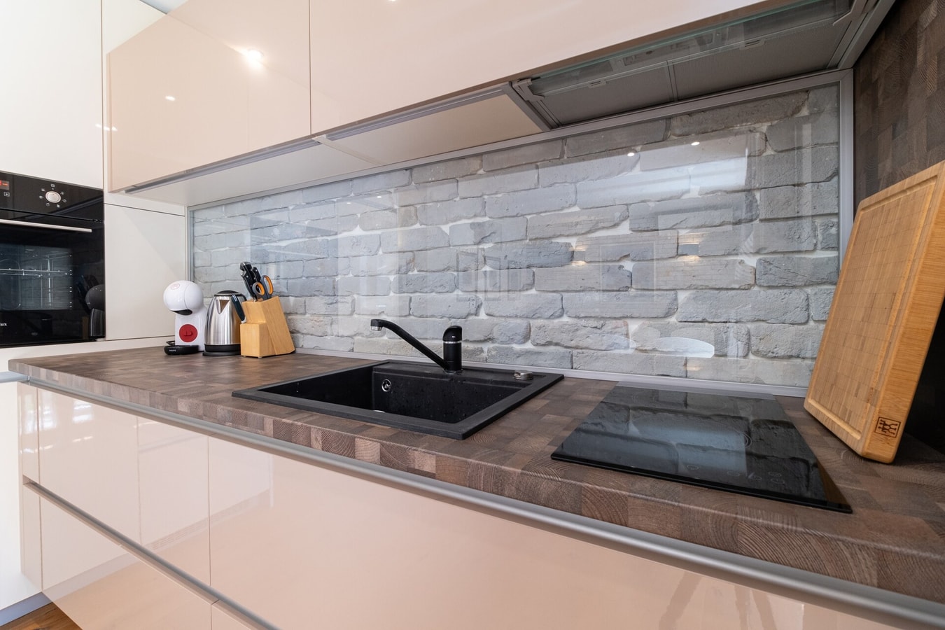 Central 1-bedroom Apartment 13 MT Homes Property Management