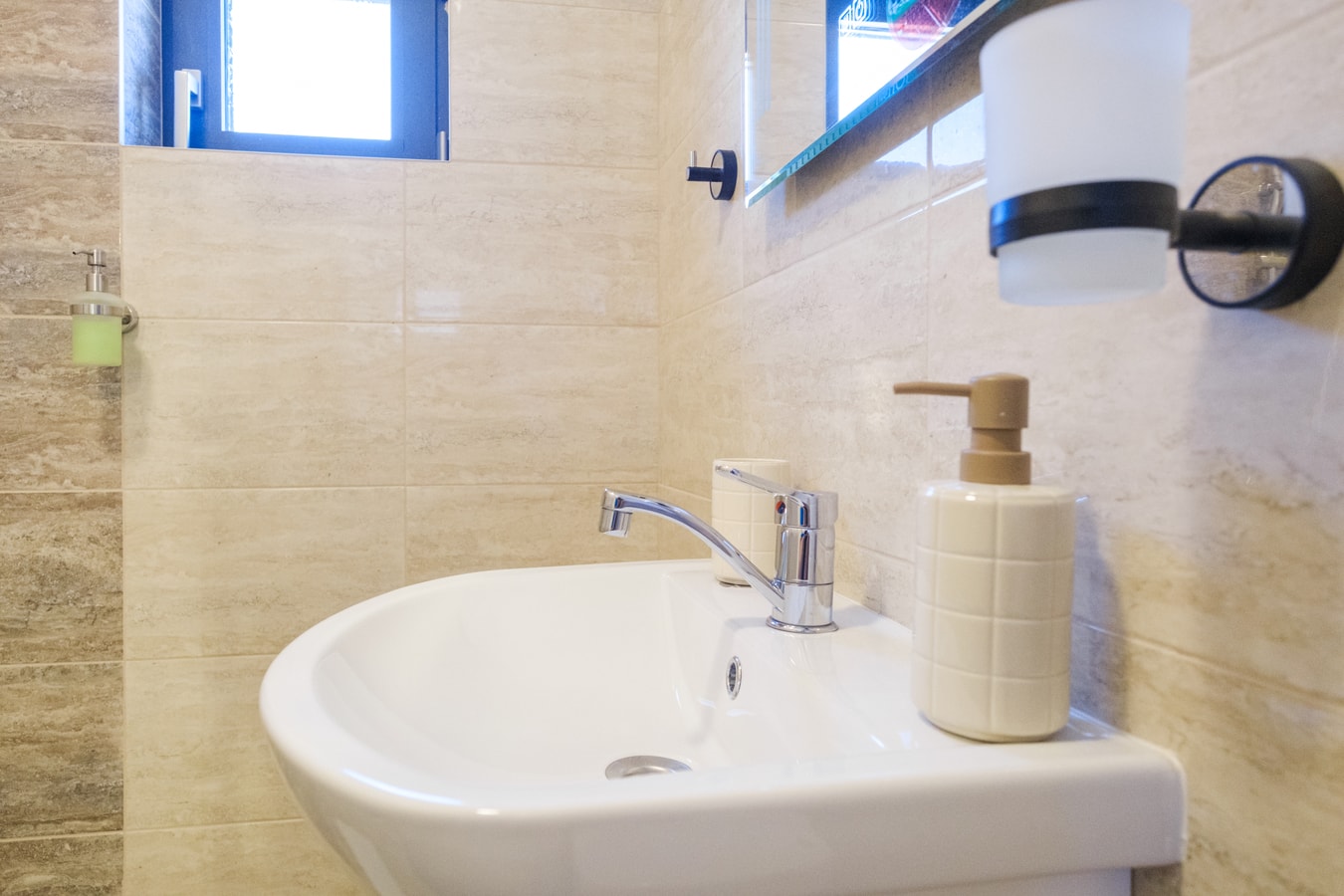 Apartments by the river 07 Free private parking 30 Апартаменти край реката