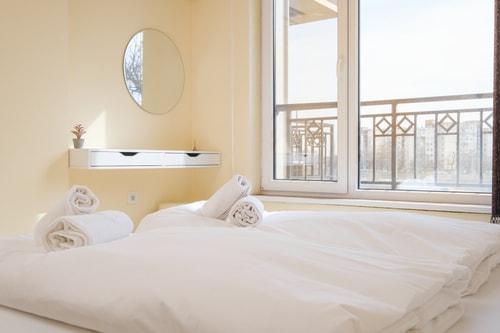 Modern 1-bed Apartment 16 MT Homes Property Management