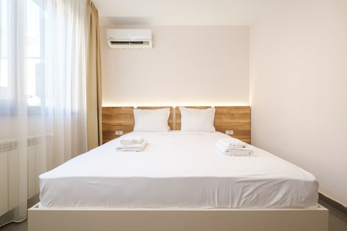 2-Bedroom Apartment in the City Center 27 MT Homes Property Management