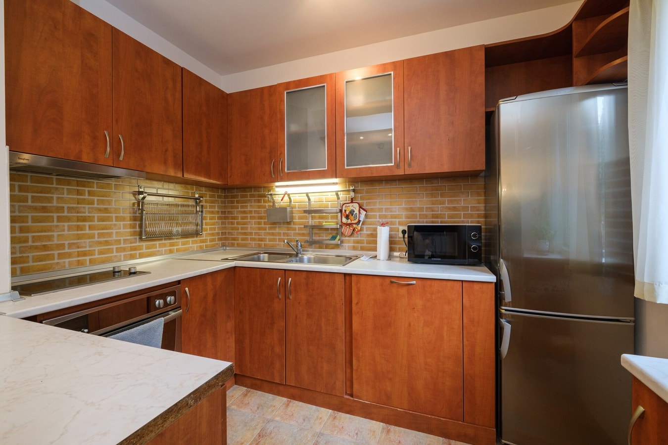 The Hill House Free Private Garage 18 MT Homes Property Management