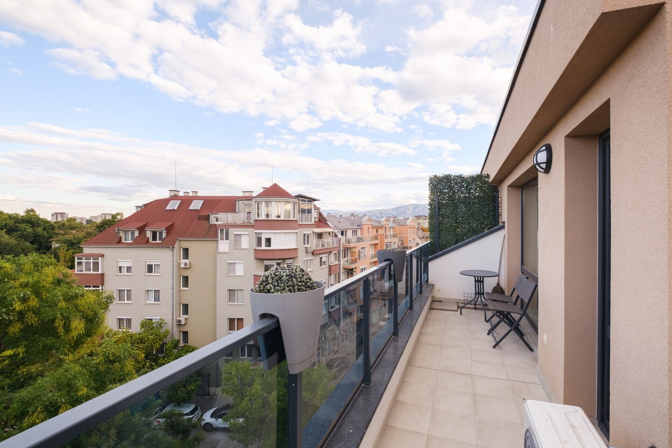Modern 1-Bed Flat in Plovdiv Free Parking 30 MT Homes Property Management