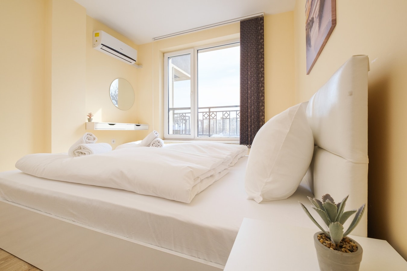 Modern 1-bed Apartment 17 MT Homes Property Management