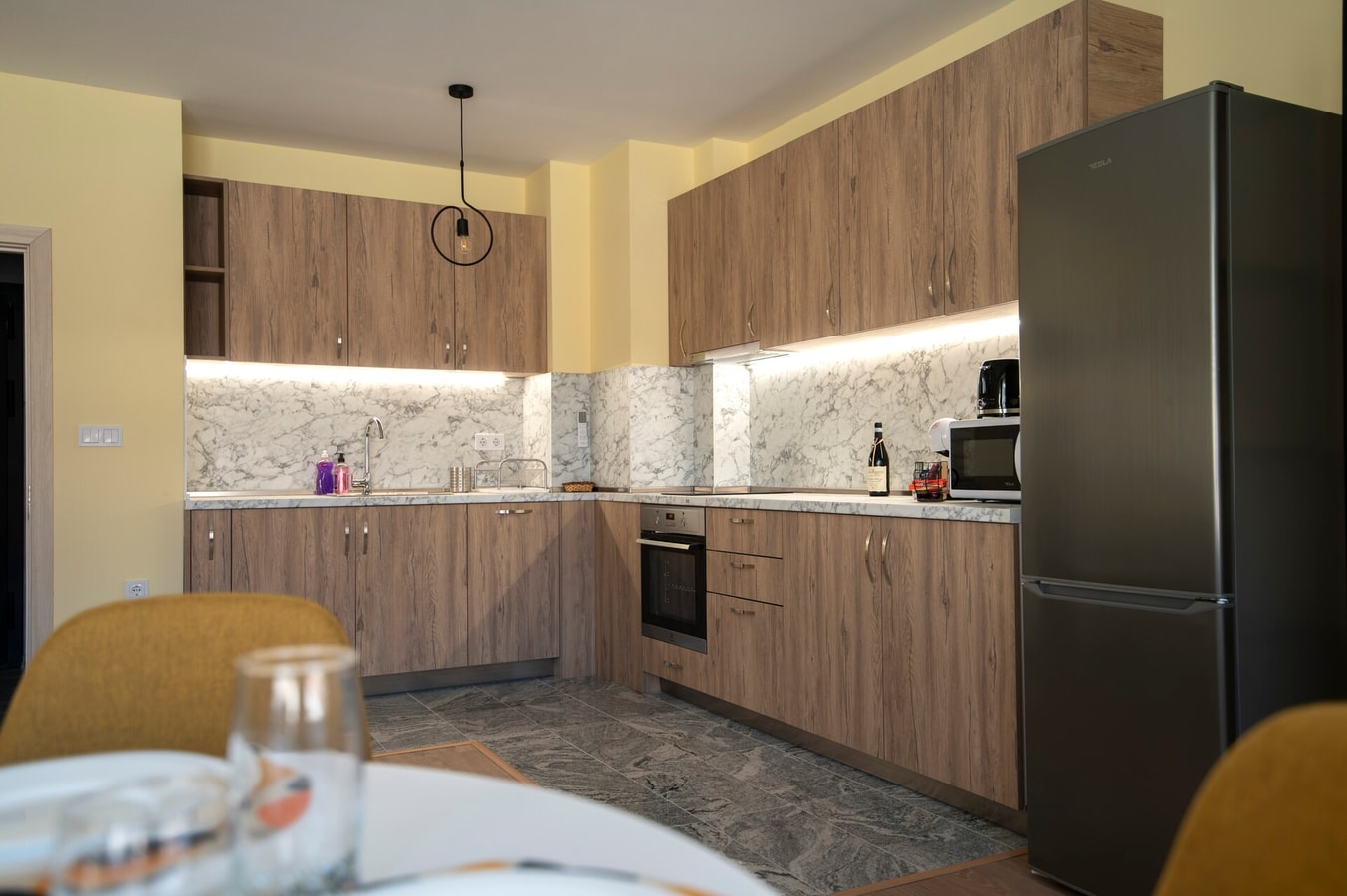 Apartments by the river 04 Free private parking 4 Апартаменти край реката