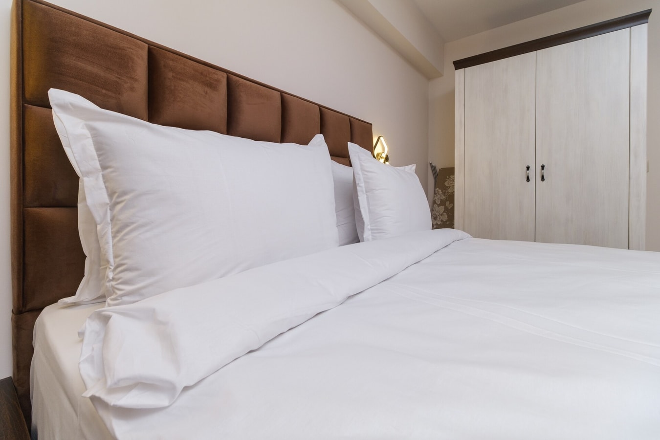 LDV 13 Residence 205 Free private parking 18 MT Homes Property Management