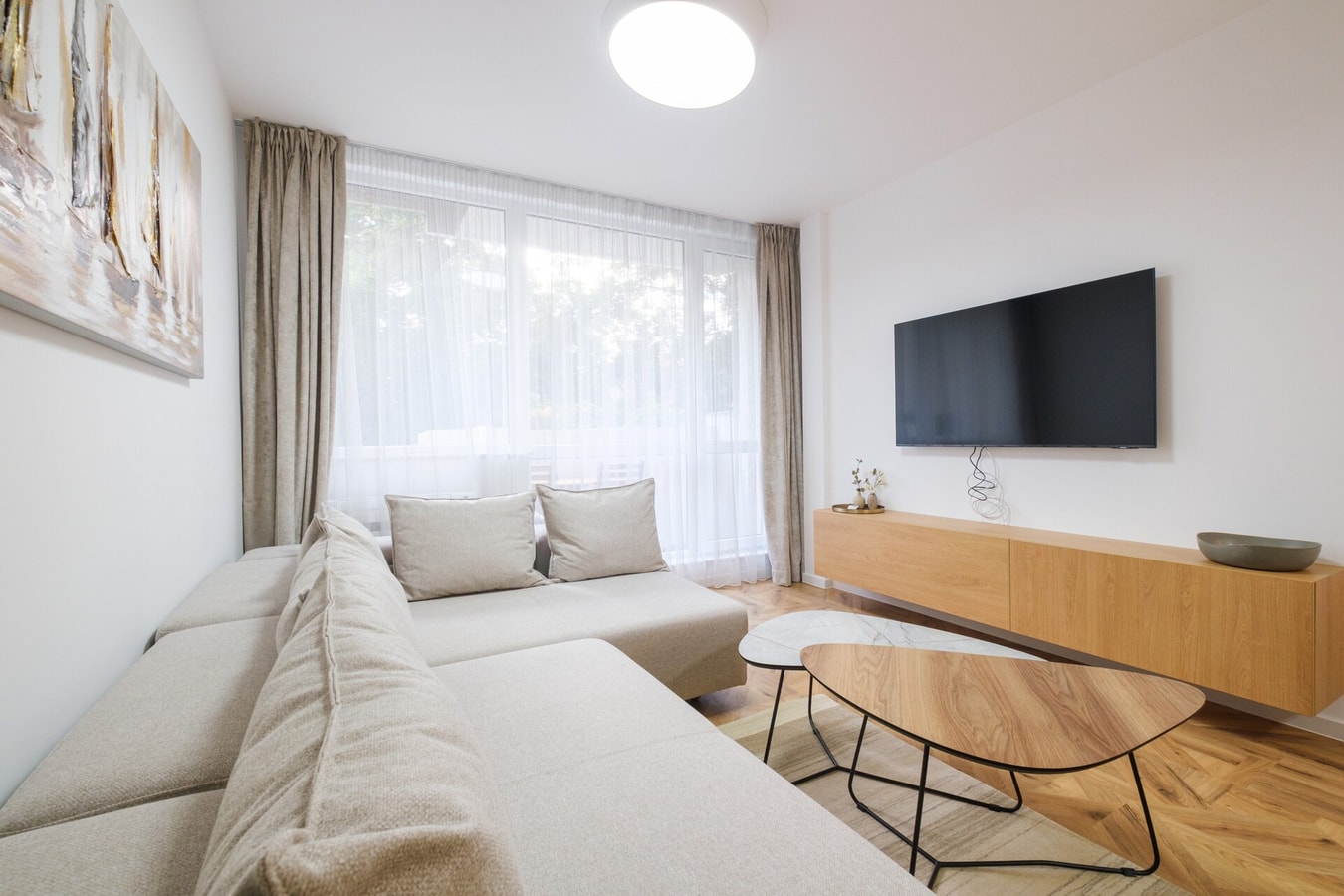 Central Plovdiv 3BR Apartment Free Parking Apt 6 MT Homes Property Management