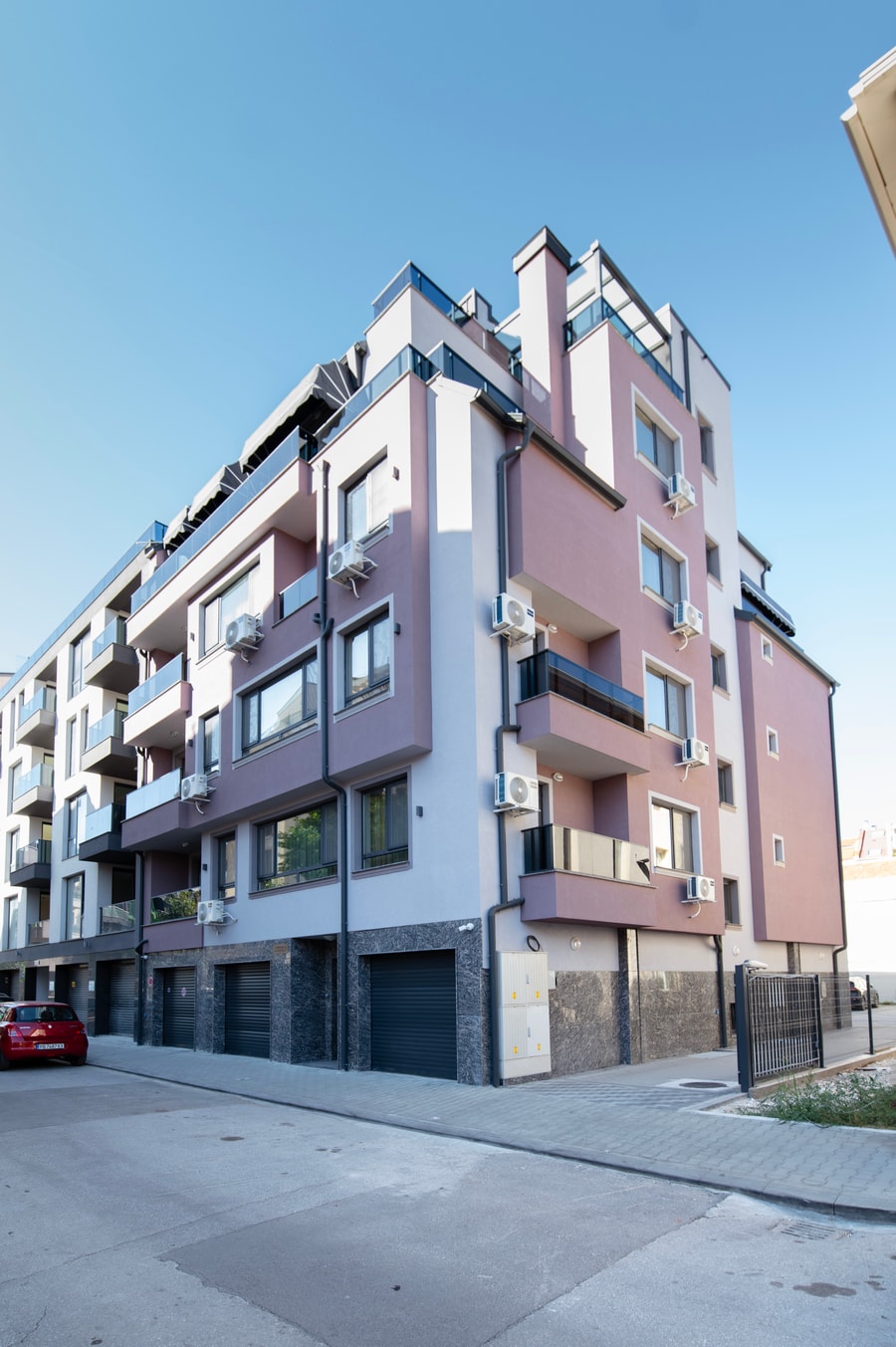 Apartments by the river 08 Free private parking 14 Апартаменти край реката
