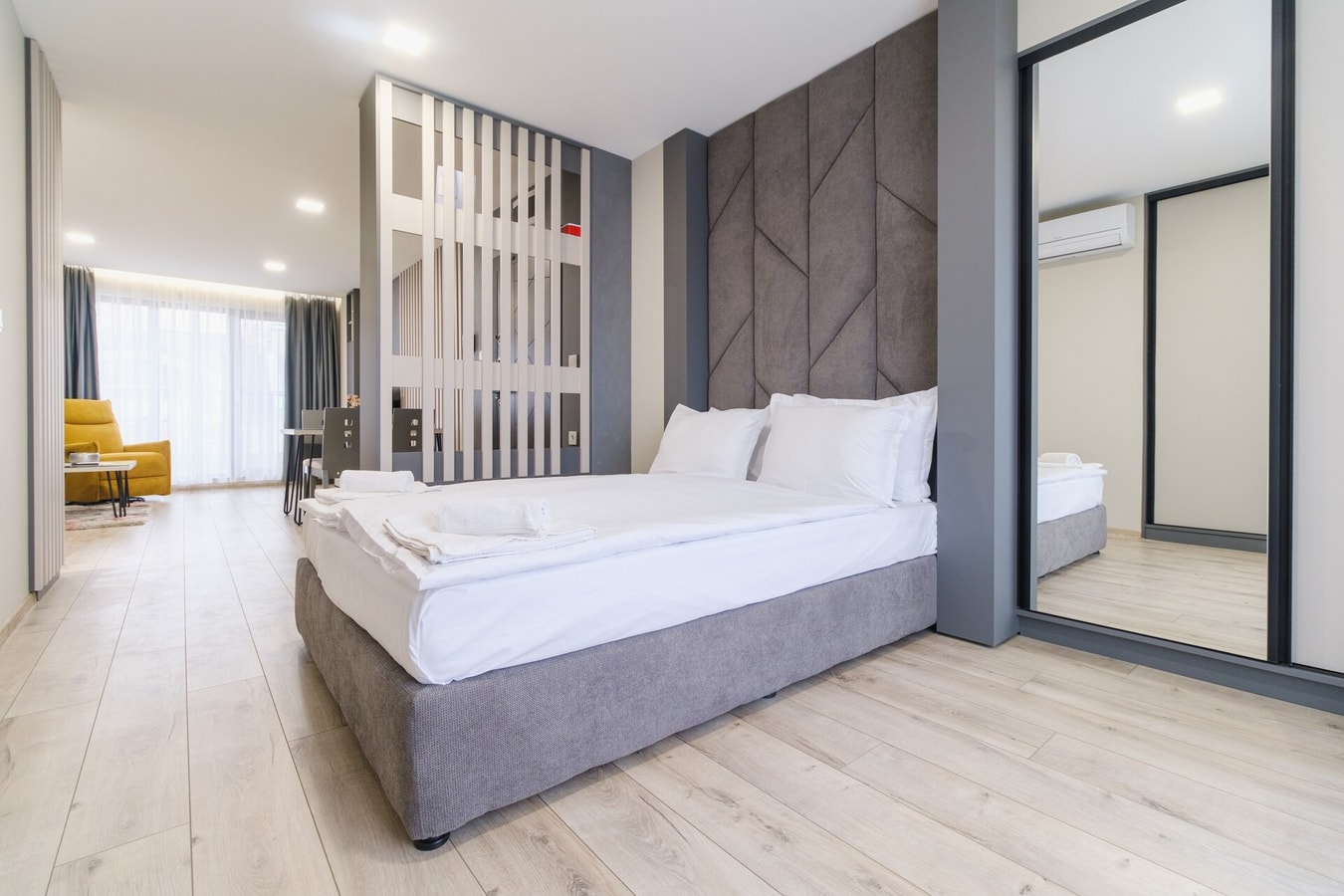 LDV 13 Residence 614 Free private parking 18 MT Homes Property Management