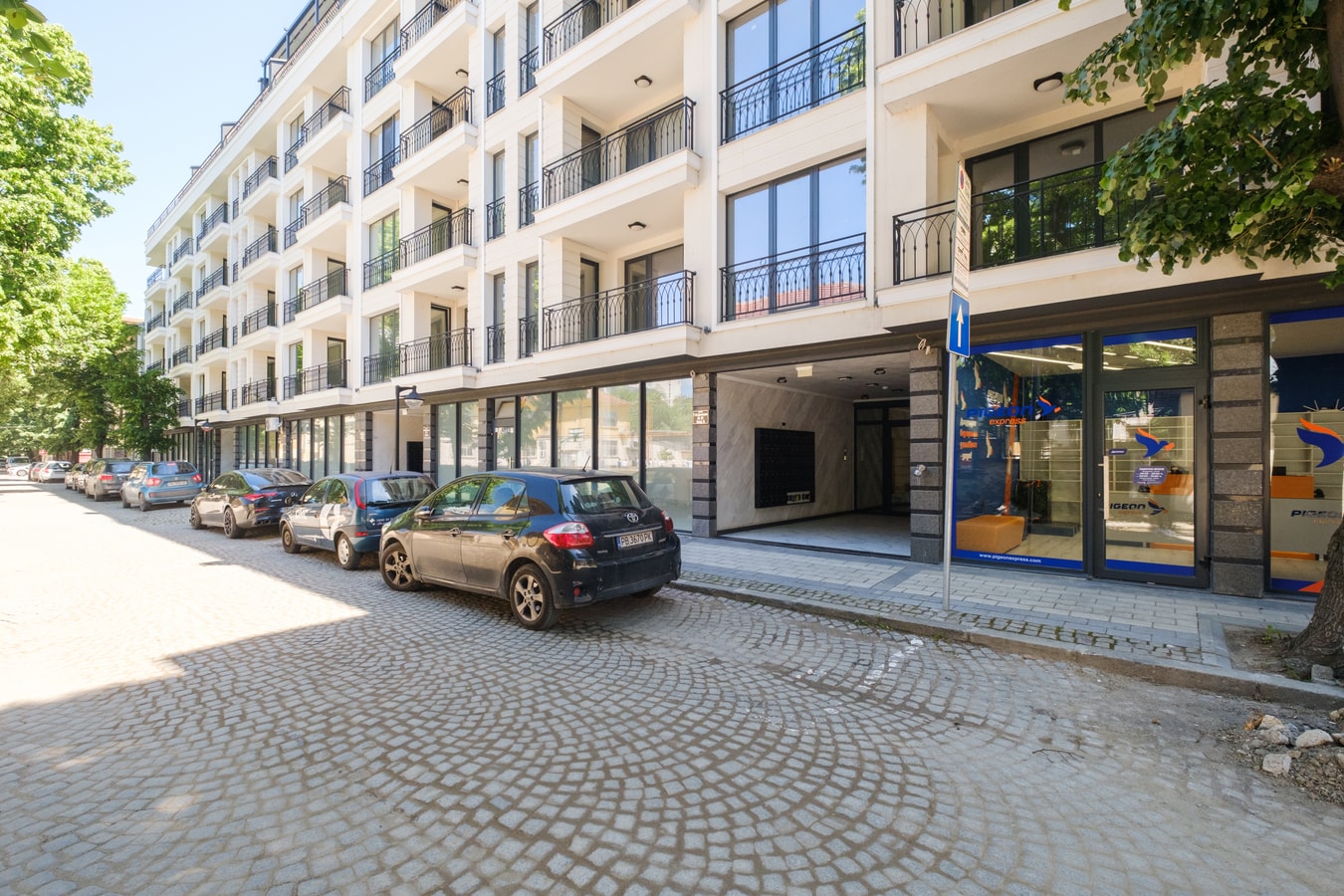 GMD 1-bedroom Apartment Free Parking 30 MT Homes Property Management