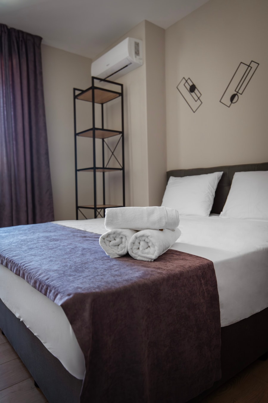 Apartments by the river 04 Free private parking 8 Апартаменти край реката