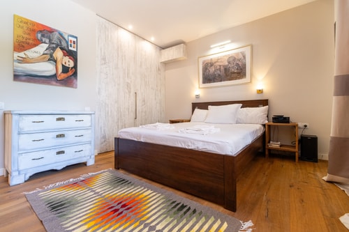 Central 1-bedroom Apartment 0 MT Homes Property Management