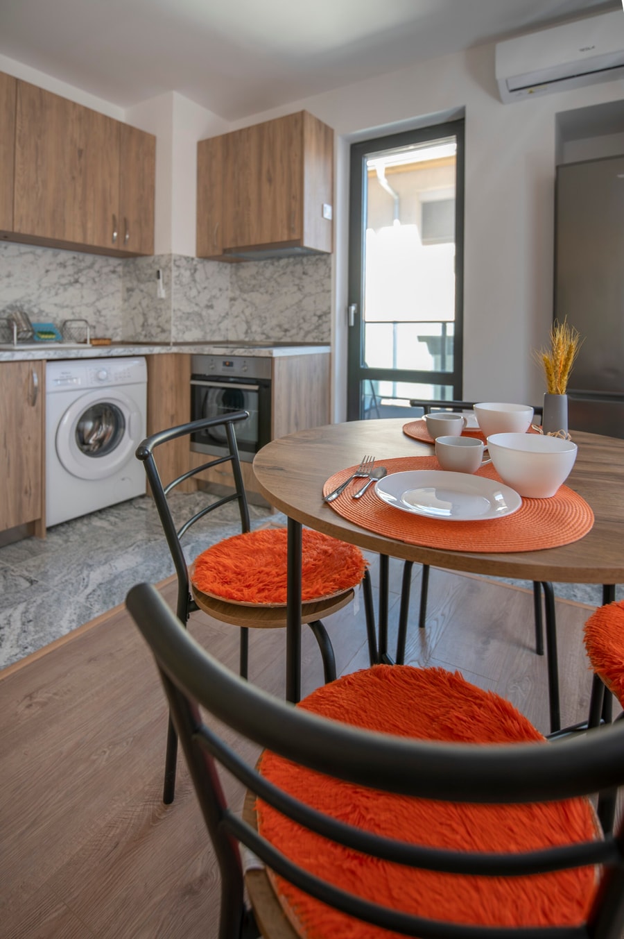 Apartments by the river 03 Free private parking 12 Апартаменти край реката