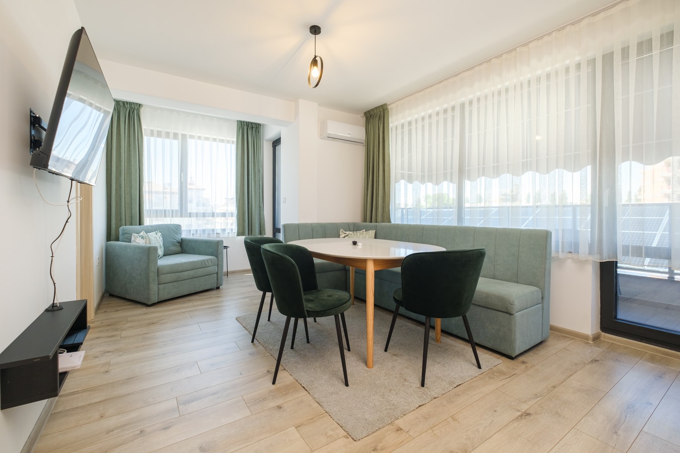 Apartments by the river 09 Free private parking 2 Апартаменти край реката