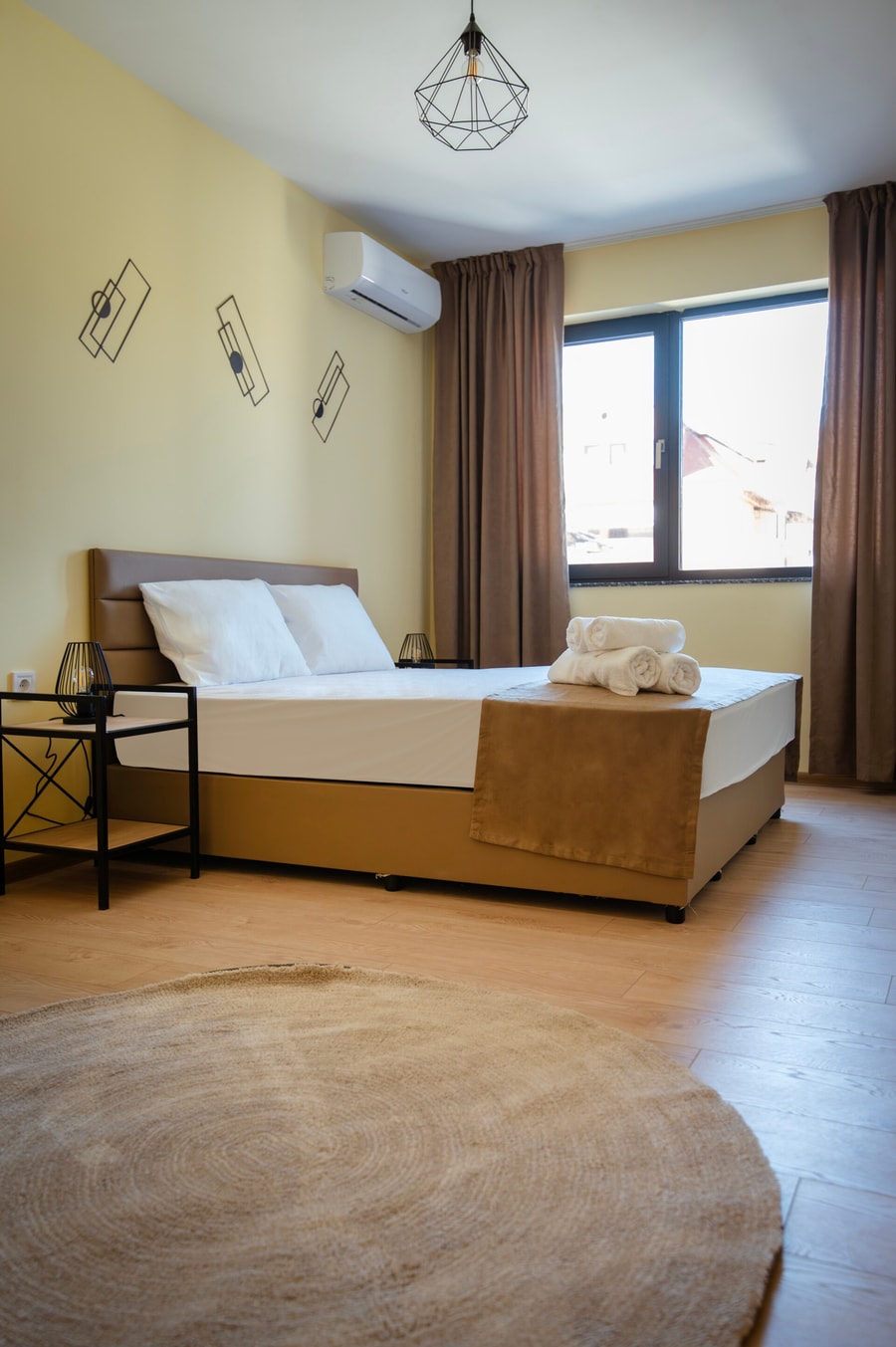 Apartments by the river 02 Free private parking 6 Апартаменти край реката