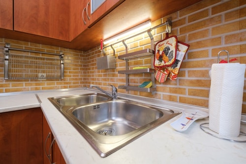 Къща на хълма – Безплатен частен гараж 22 MT Homes Property Management