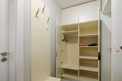 Modern 1-bed Apartment 24 MT Homes Property Management