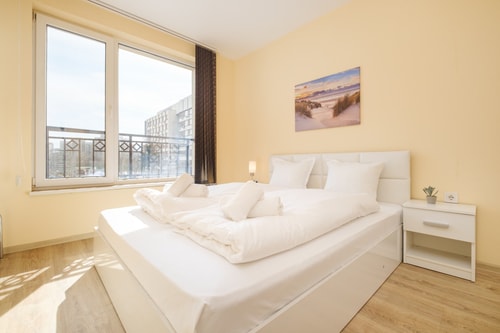 Modern 1-bed Apartment 0 MT Homes Property Management
