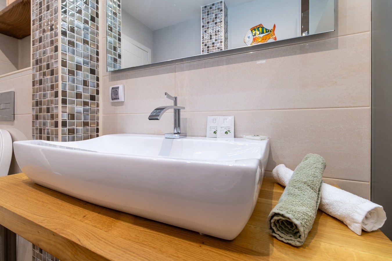 Central 1-bedroom Apartment 22 MT Homes Property Management